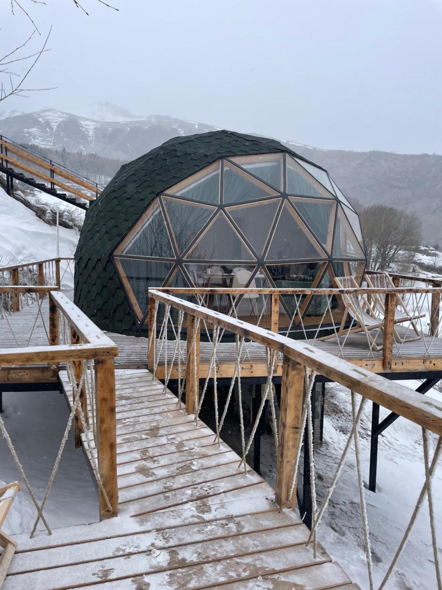 Glamping Emerald Kazbegi Ngoại thất bức ảnh